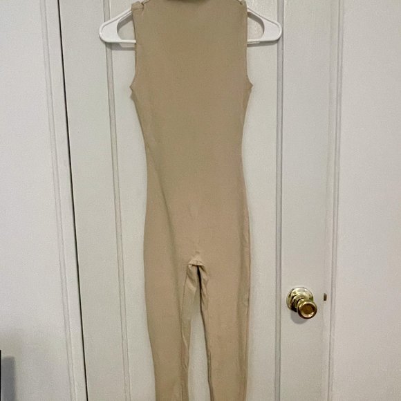 Sleevlees Snatched Jumpsuit- Cream - Picture 7 of 12